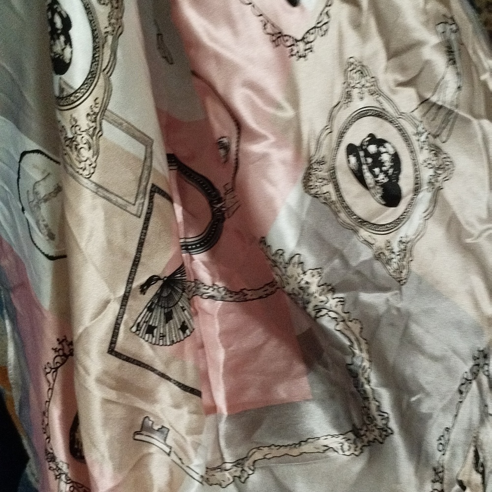 100% Silk scarf
